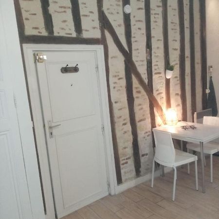 Les Amandiers Apartment Tours Exterior photo