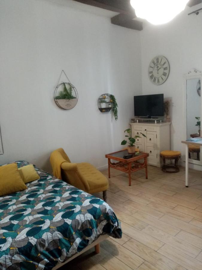 Les Amandiers Apartment Tours Exterior photo